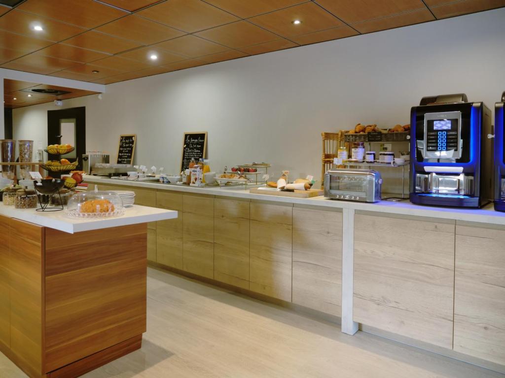 Buffet petit-déjeuner | Best Western Hôtel Atrium Valence